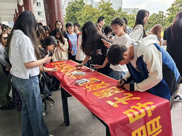 香港最新最准最全资料